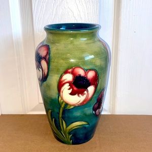 Vintage William Moorcroft vase